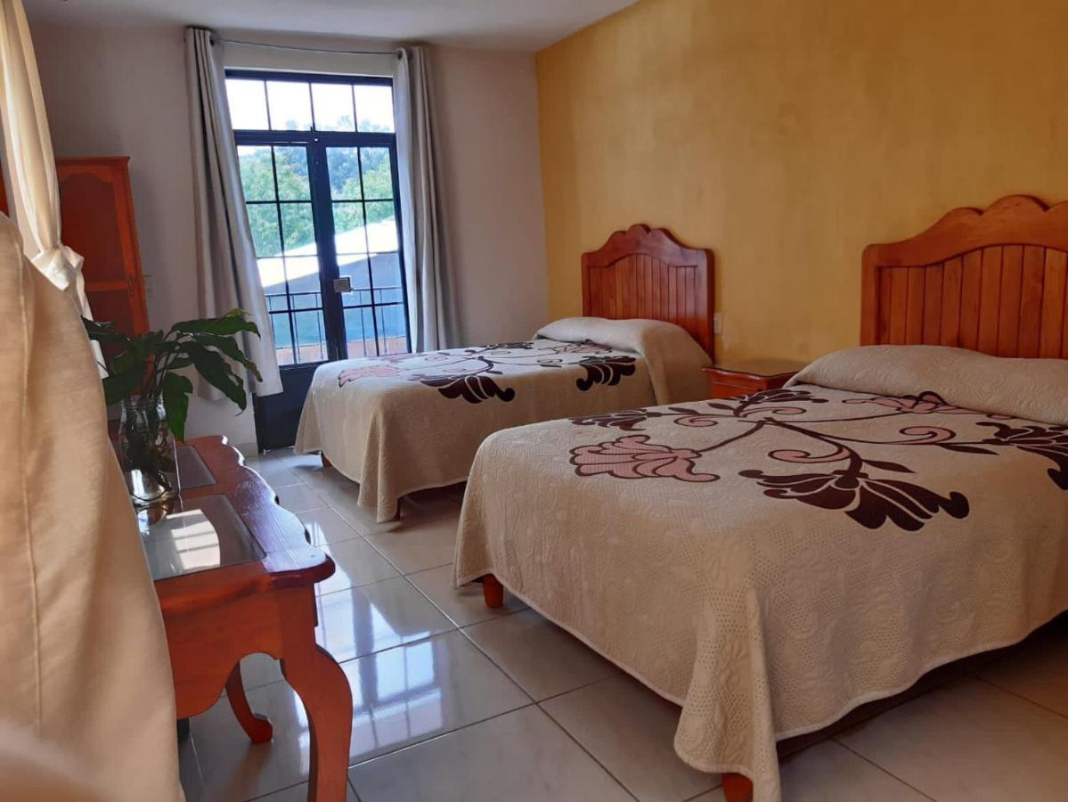Hotel Camelinas Area Blanca Patzcuaro Exterior photo